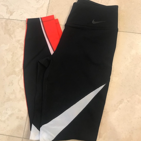 Nike Pants - Nike long length performance leggings